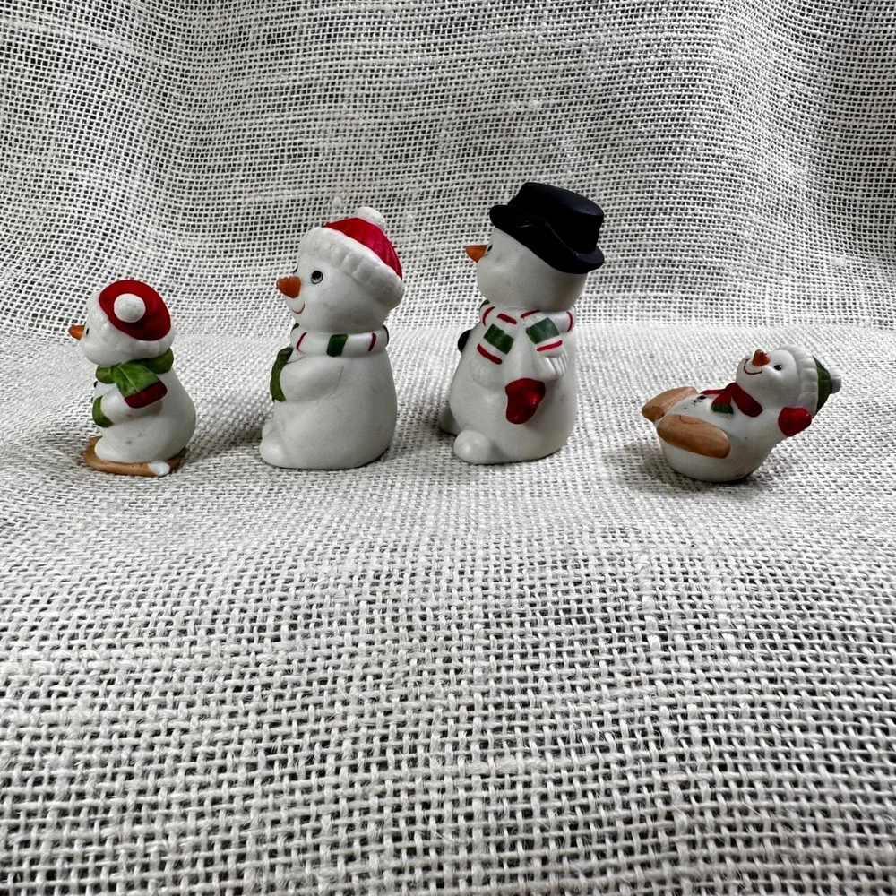Homco Vintage Porcelain Snowman READ Figurine Set of 4 Christmas Decor 5504